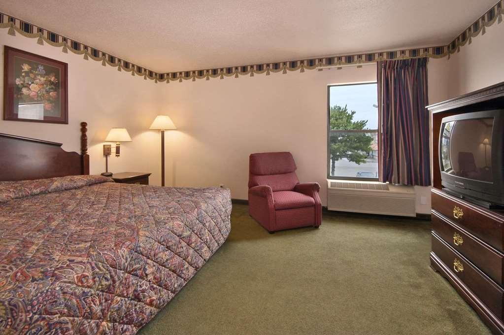 Days Inn By Wyndham Walcott Davenport Ngoại thất bức ảnh
